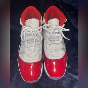 Men's Jordan 11 Retro Cherrys
